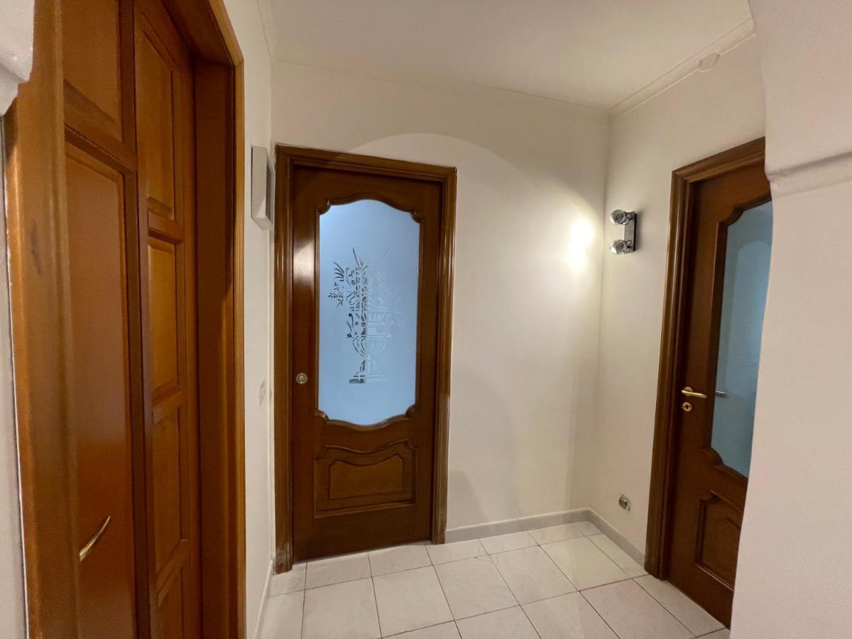 Geppino'S Home Наполи Екстериор снимка